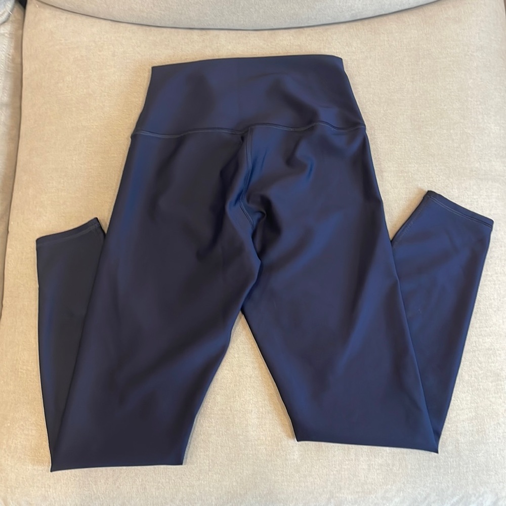 Alo Leggings